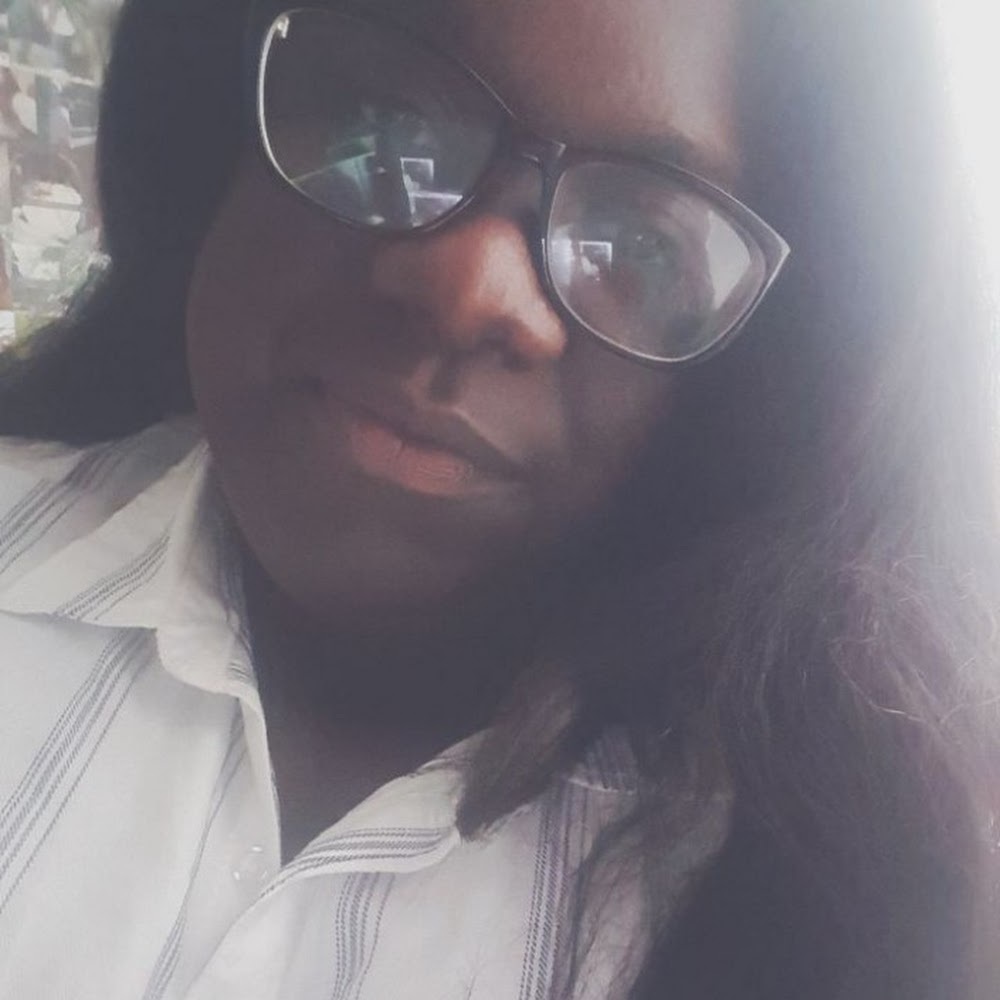 Meet your Posher, Yesha
